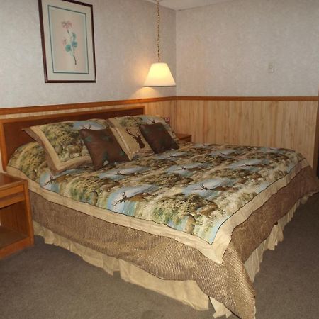 Caboose Motel Libby Экстерьер фото